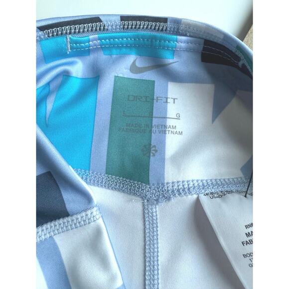 NWT Nike Girls' (Kids) Blue Multi Dri-Fit One Biker Shorts Size Large - Picture 3 of 5